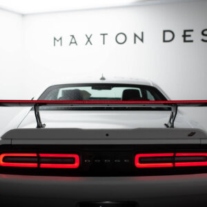 [Carbon] Maxton Carbon Spoiler + LED za Dodge Challenger Mk3