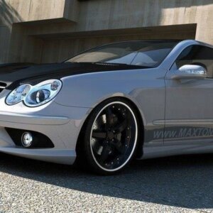 Maxton sprednji odbijač AMG Look za Mercedes CLK W209