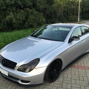Maxton sprednji splitter za MERCEDES CLS C219 STANDARD BUMPER