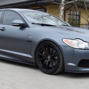 Maxton sprednji splitter V.1 za JAGUAR XF- R