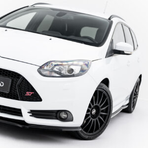 Maxton sprednji splitter V.1 za Ford Focus ST Mk3