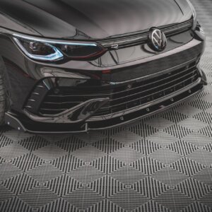 Maxton sprednji splitter V.2 + Flaps za Volkswagen Golf R Hatchback / Variant  Mk8