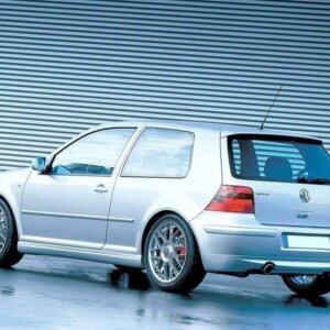 Maxton zadnji difuzor za VW GOLF 4 25'TH ANNIVERSARY LOOK (with exhaust hole)