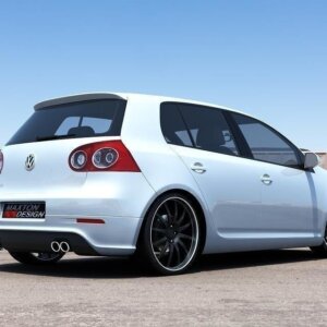 Maxton zadnji difuzor za VW GOLF V R32 (with 2 exhaust holes)