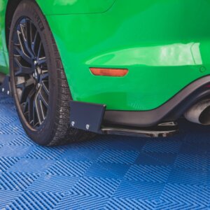 Maxton zadnji stranski difuzorji V.1 + Flaps za Ford Mustang GT Mk6 Facelift