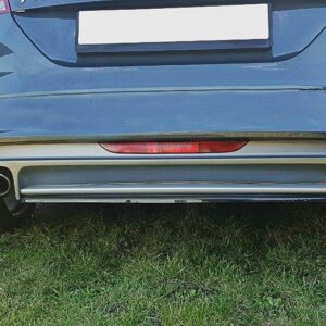 Maxton zadnji splitter za Audi TT S Mk2 (8J)