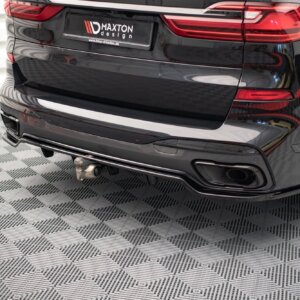 Maxton zadnji splitter (z navpičnimi palicami) za BMW X7 M-Pack G07