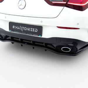 Maxton zadnji splitter (z navpičnimi palicami) za Mercedes-AMG CLA 35 / 45 Coupe / Shooting Brake C118 Facelift / X118 Facelift