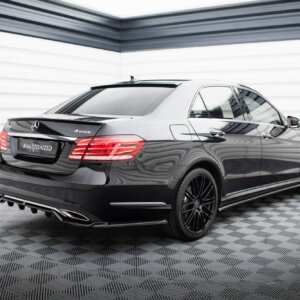 Maxton zadnji splitter (z navpičnimi palicami) za Mercedes-Benz E W212 Facelift