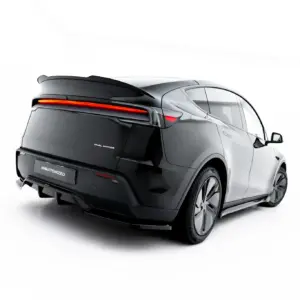 Maxton zadnji splitter (z navpičnimi palicami) za Tesla Model Y Premium Mk1 Facelift