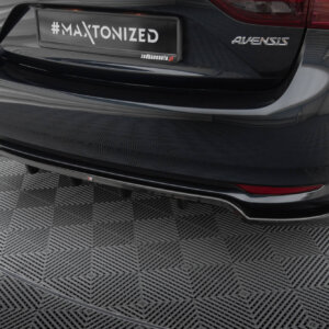 Maxton zadnji splitter (z navpičnimi palicami) za Toyota Avensis Sedan Mk3 Facelift