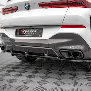 Maxton zadnji splitter (z navpičnimi palicami) V.1 za BMW X6 M-Pack G06