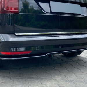 Maxton zadnji splitter (z vertikalnimi palicami) za Volkswagen Caddy Mk. 4