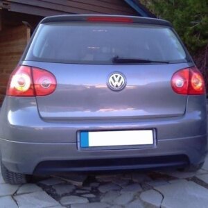 Maxton zadnji difuzor za Volkswagen Golf GTI Edition 30 Mk5 (without exhaust hole, for standard exhaust)