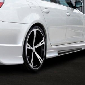 Maxton stranski podaljški za BMW 5 E60 / E61 < GENERATION V >