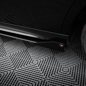 Maxton stranske klapice za Mercedes-AMG A35 W177 Facelift