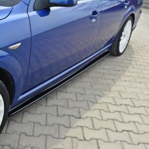 Maxton stranski podaljški za Ford Mondeo Mk3 ST220