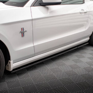 Maxton stranski podaljški za Ford Mustang Mk5 Facelift