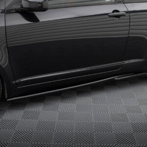 Maxton stranski podaljški za Suzuki Swift Sport Mk4