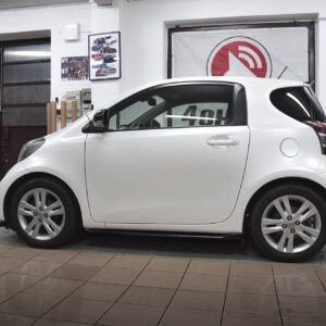 Maxton stranski podaljški za Toyota IQ