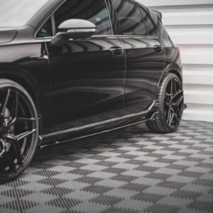 Maxton stranski podaljški V.2 + Flaps za Volkswagen Golf R Hatchback Mk8