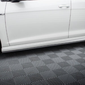 Maxton stranski podaljški V.3 + Flaps za Volkswagen Golf R / R-Line Mk7