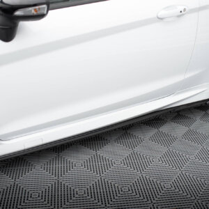 Maxton stranski podaljški V.4 + Flaps za Ford Fiesta ST / ST-Line Mk7