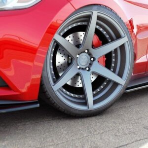 Maxton stranski podaljški za Ford Mustang Mk6