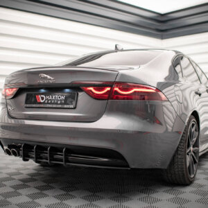 Maxton Street Pro zadnji difuzor za Jaguar XF R-Sport Mk2