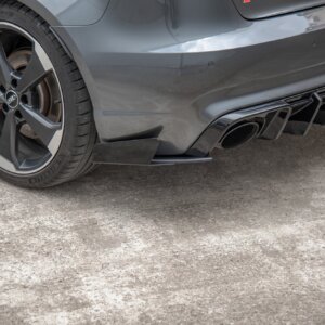 Maxton Street Pro zadnji stranski difuzorji + Flaps za Audi RS3 8V Sportback