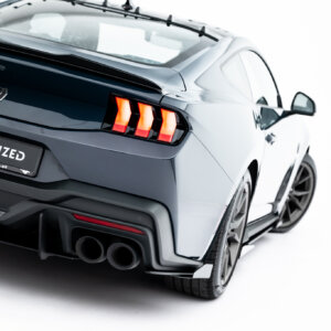 Maxton Street Pro zadnji stranski difuzorji + Flaps za Ford Mustang Dark Horse Mk7