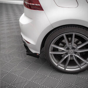 Maxton Street Pro zadnji stranski difuzorji + Flaps za Volkswagen Golf R Mk7