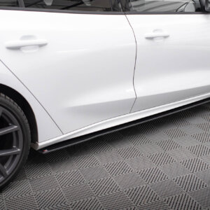 Maxton Street Pro stranski podaljški za Ford Focus ST / ST-Line Mk4