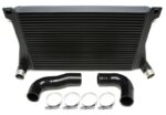 Tuners Capital intercooler 640×410×65 mm z zamaknjenimi lamelami – za VAG 1.8/2.0 TFSI MQB (Golf VII GTI/R, S3 8V, Leon Cupra, Octavia RS, 2012–2019)