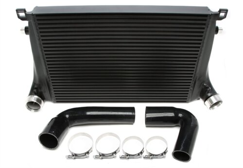 Tuners Capital intercooler komplet 630×440×70 mm – za VAG 2.0 TSI EA888 Gen4 (Golf VIII GTI/Clubsport/R, S3 8Y, Cupra Leon/Formentor, Octavia RS NX, Arteon R)