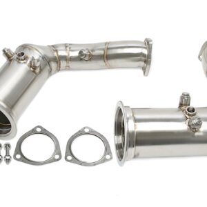 Tuners Capital downpipe s katalizatorjem in OPF za Audi RS Q8