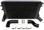 Tuners Capital črn intercooler za VW Golf V in VI, Audi A3 8P in Seat Leon 1P