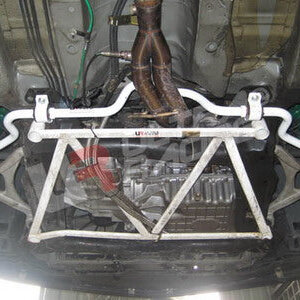 Ultra Racing sprednji stabilizator za Honda Integra Type R DC5