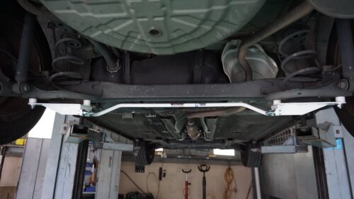 Ultra Racing zadnji stabilizator za Nissan Micra IV K13, Note II E12, Pulsar I N17