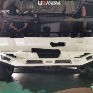 Ultra Racing zadnja ojačitev šasije za Toyota Harrier III (XU60)