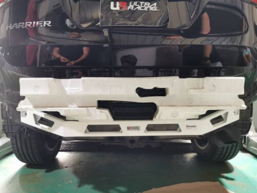 Ultra Racing zadnja ojačitev šasije za Toyota Harrier III (XU60)
