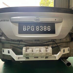 Ultra Racing zadnja ojačitev šasije za Nissan Pulsar I N17