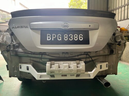 Ultra Racing zadnja ojačitev šasije za Nissan Pulsar I N17