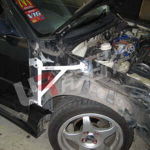 Ultra Racing ojačitev blatnikov za Daihatsu Charade G200