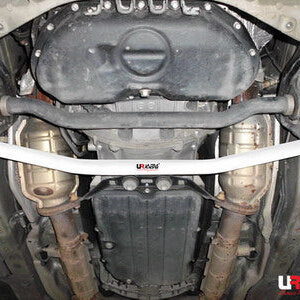 Ultra Racing sprednja spodnja ojačitev šasije za Lexus LS 460 IV (XF40)