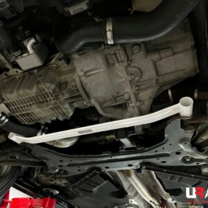 Ultra Racing sprednja spodnja ojačitev šasije za Ford Fiesta ST VI (JA8)