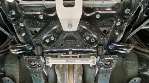 Ultra Racing sprednja spodnja ojačitev šasije za Honda Civic XI (FE)