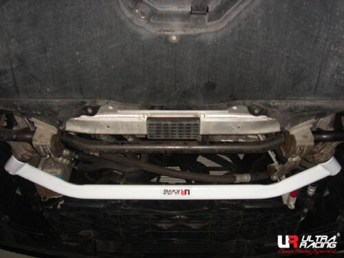 Ultra Racing sprednja spodnja ojačitev šasije za BMW 5 E60