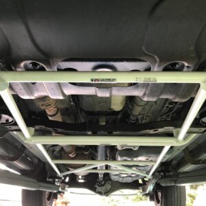 Ultra Racing sprednja spodnja ojačitev šasije za Toyota Fortuner I AN50