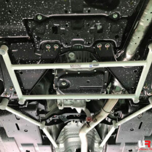 Ultra Racing sprednja spodnja ojačitev šasije za Subaru XV GT 2.0 4WD